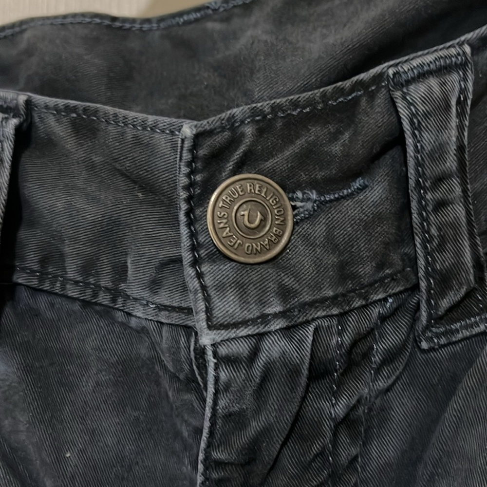 True Religion Men’s dark Blue “suede” Jeans - Picture 3 of 6